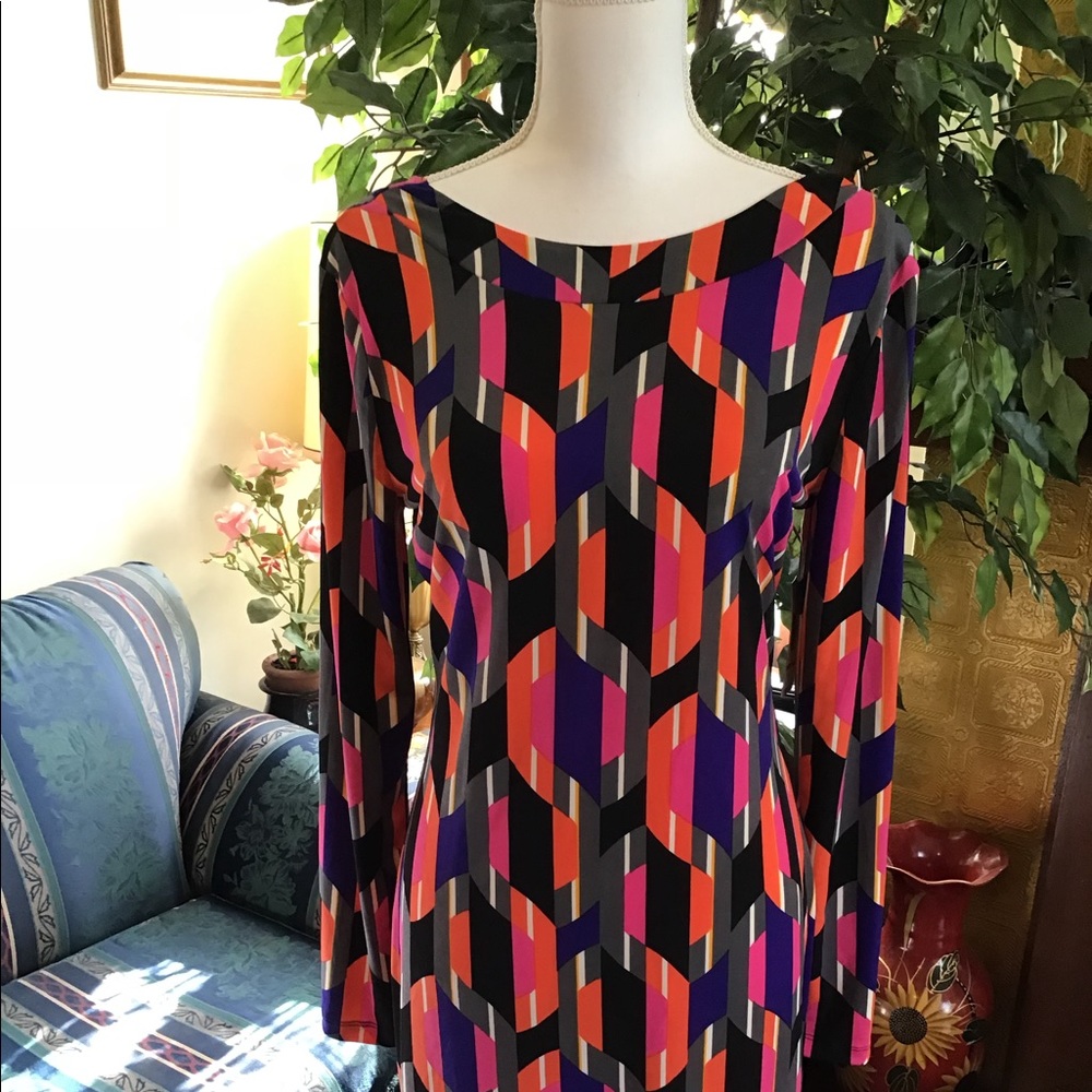 NWT Allen B. Women long sleeves dress size M